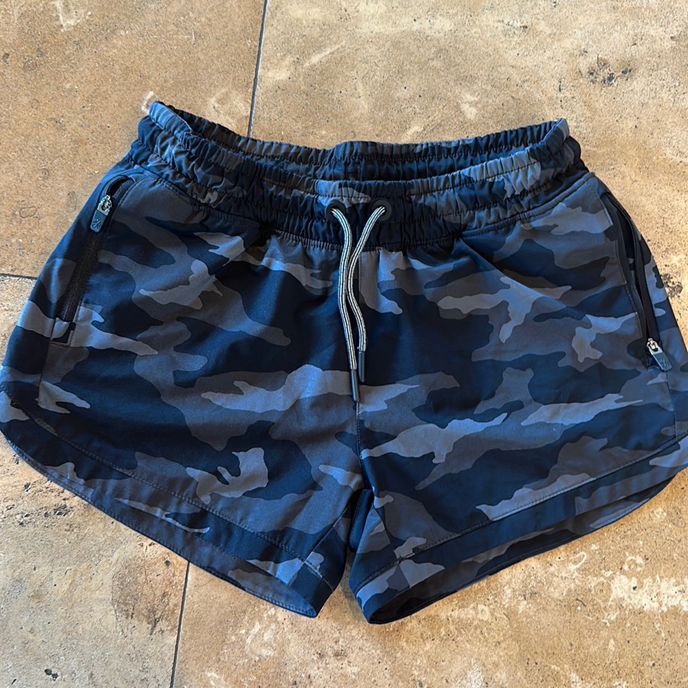 Athleta girl black Camo shorts